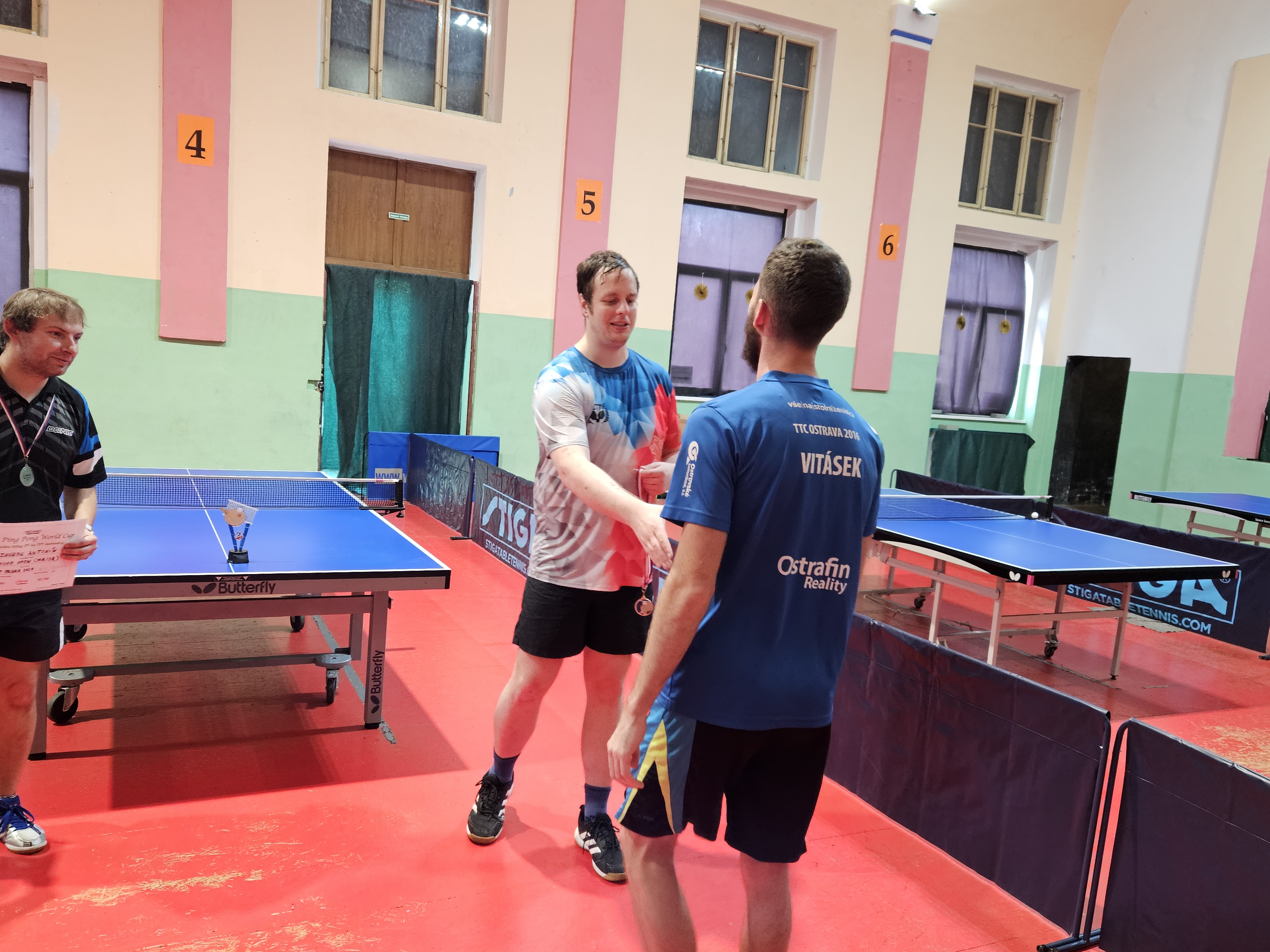 Adam Vitásek - gratulace vítězi turnaje